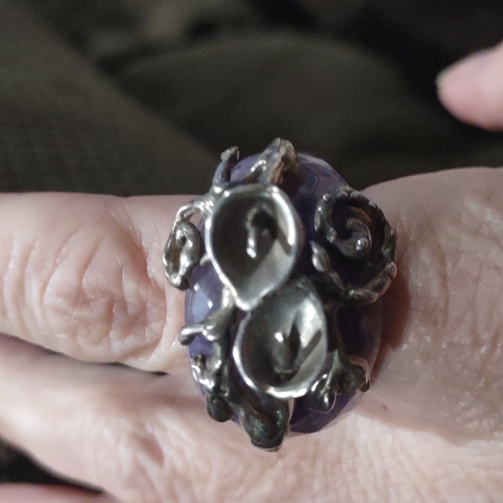 Beautiful Statement Ring - image 4